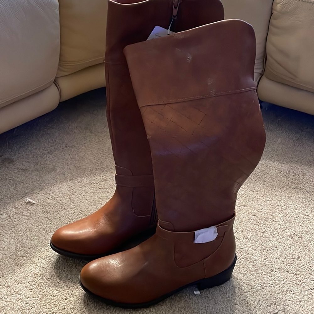 Brown St. John’s Bay knee high boots Sz. 8.5 medium